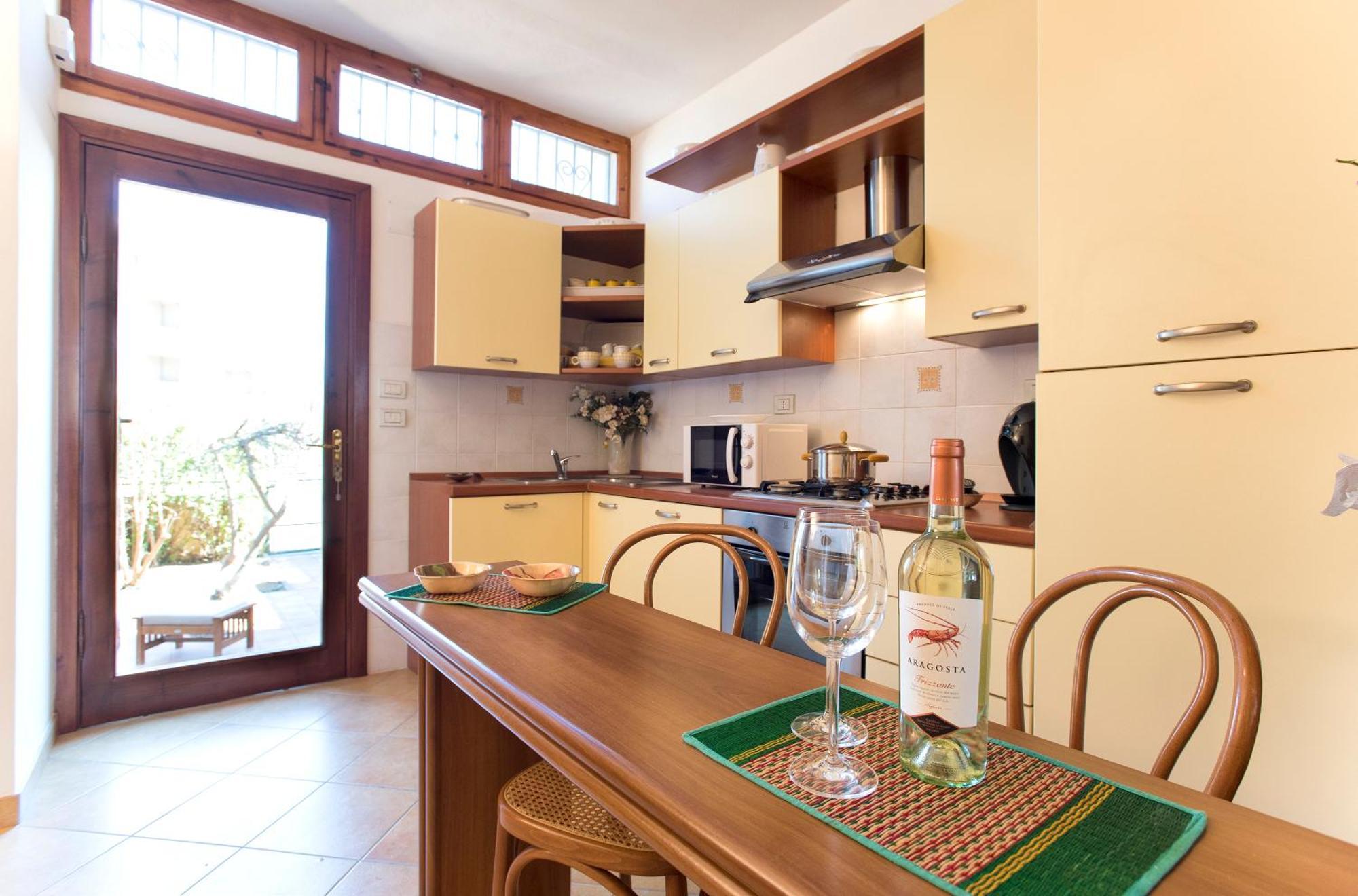 Pm 74 Viale Europa Guest House アルゲーロ エクステリア 写真